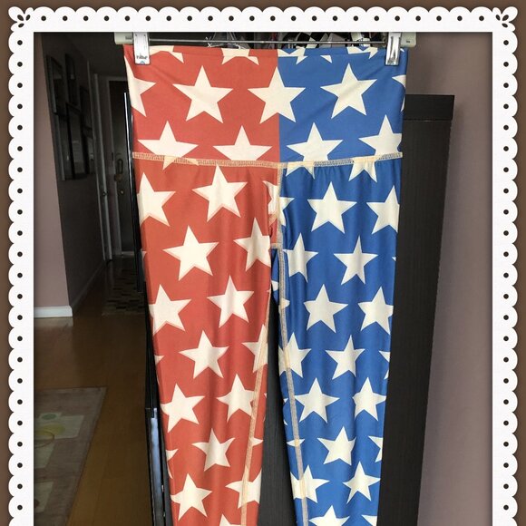 teeki  NWT  Women’s Leggings Star Novelty Print Athleisure 4th Of July Size S - Picture 2 of 6